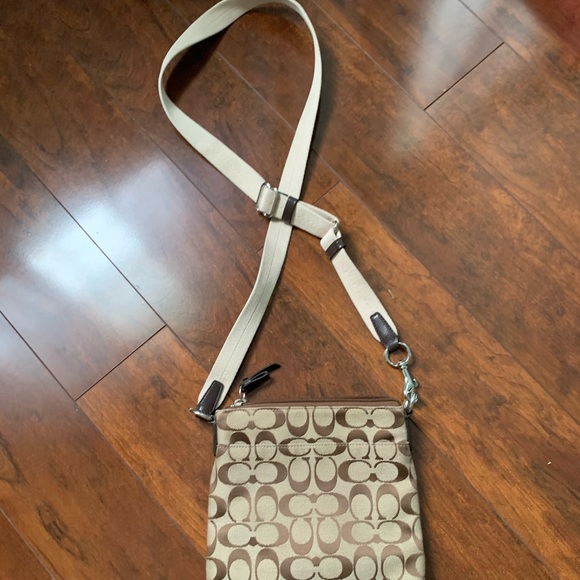 Coach bag - Picture 2 of 4